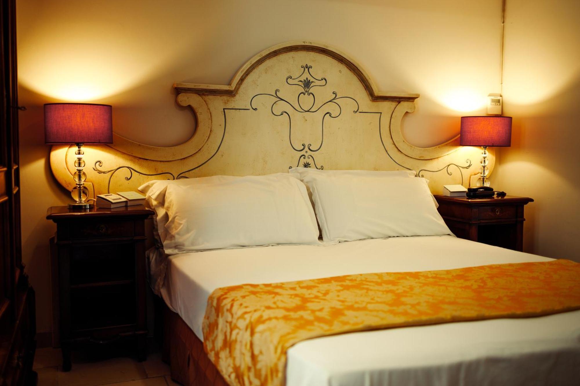 Vico Regio Hotel Casarano Exterior photo